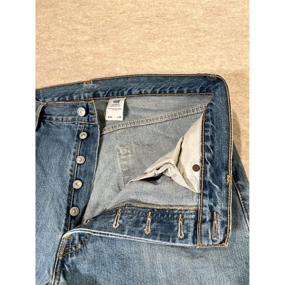 Levis 501 Original Fit Jeans Mens 36x30 Blue Denim Cotton Straight Leg High Rise
